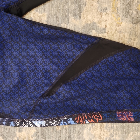 Athleta leggings size medium - Picture 3 of 7